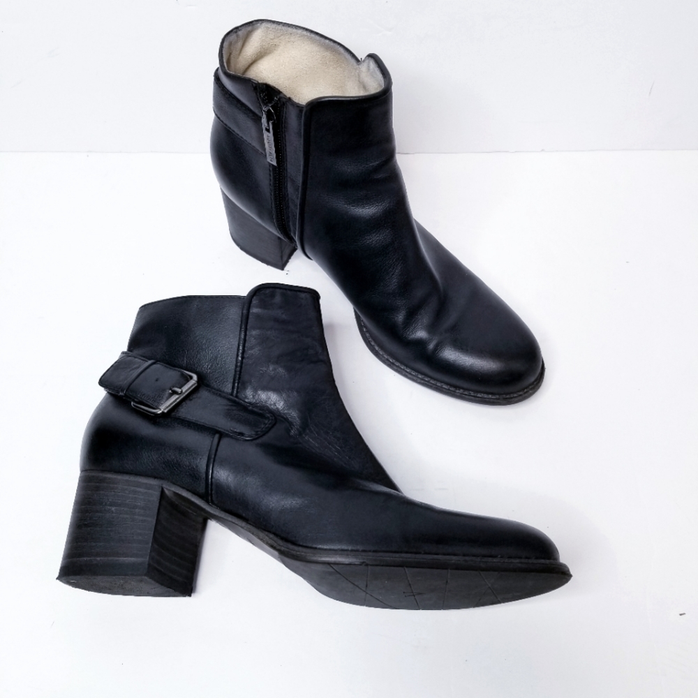 Aquatalia Leather ankle Boots